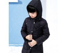 小孩服装厂童装产品布料注重手感细致 质地自然